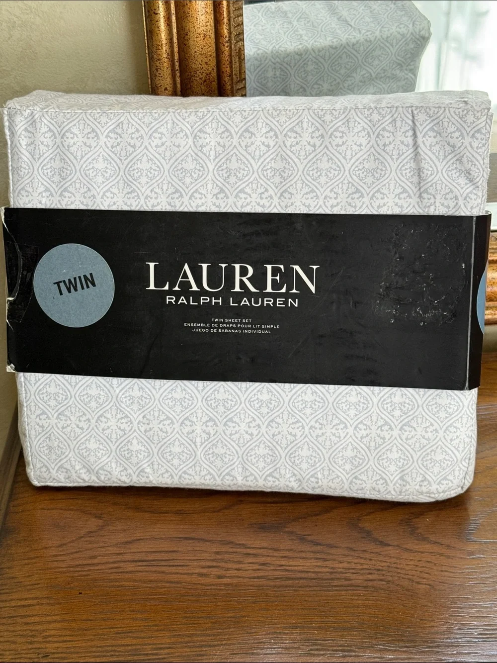 Lauren Ralph Lauren Twin Sheet Set - White with Light Gray Medallion 100% Cotton